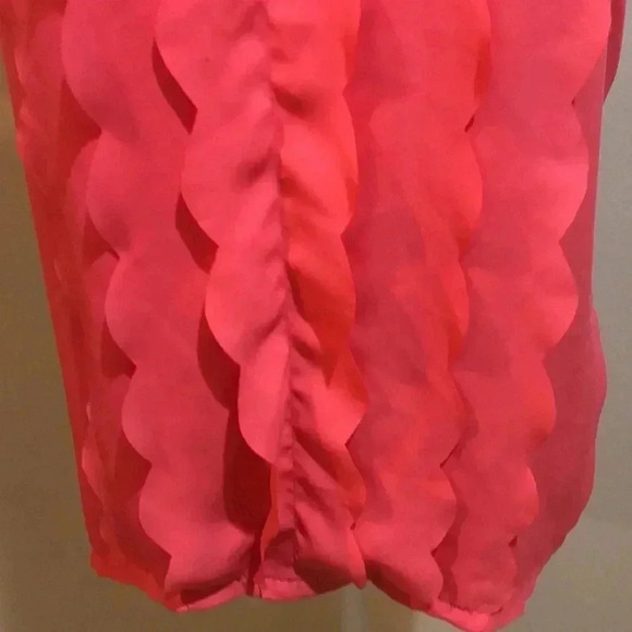 New York & Company Ruffled Front Coral Colored Short Sleeved Mixed Fabric Top-L - Picture 6 of 6